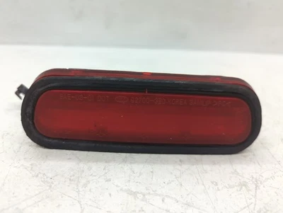 Kia Sorento 2006 tercera luz de freno luz trasera P79WP Foto 1 de 4