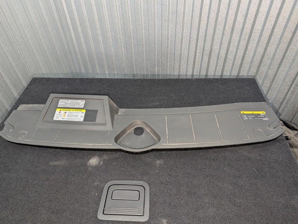 Audi SQ5 Q5 2018-2024 cubierta de radiador/protector de visión 80A807081 OEM  Foto 1 de 4