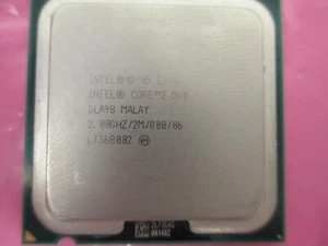 Intel Core 2 Duo E4400 2.00GHz SLA98 LGA 775 2-Core Processor - Picture 1 of 4