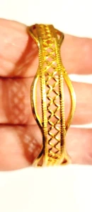Vintage Ornate Shiny Gold-tone Bangle Bracelet, Small-Medium Size bn-1 - Picture 1 of 5