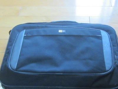 Case Logic Acolchado Computadora Portátil Bolso Mensajero Maletín! 18"! ¡COMO NUEVO! Foto 1 de 4
