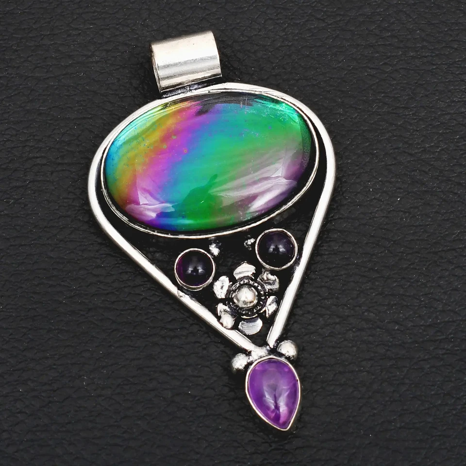 Colgante de flores de amatista de cuarzo aura de titanio 2,44" AP-41810 Foto 1 de 1