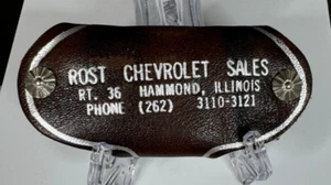 Vintage ROST CHEVROLET SALES Hammond, Illinois braun Leder Druckknopf Schlüsselanhänger - Bild 1 von 3