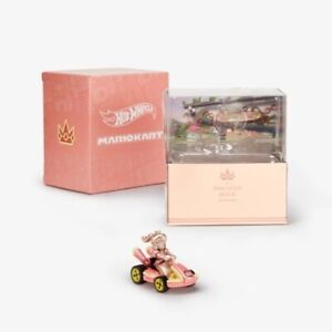 ✅Hot Wheels Mario Kart Pink Gold Peach✅ - 2022 SDCC Mattel 