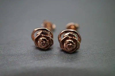 Beautiful 14K Solid Rose Gold Rose Design Stud Earrings!! (#1165154) - Image 1 of 4