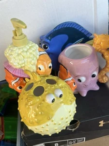 Disney Finding Nemo 4 Pc Bathroom Set Holder Soap Dish - Picture 1 of 19