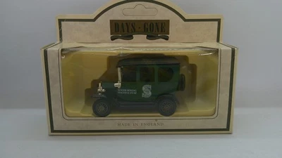 Lledo Days Gone 1934 Ford Model A Singer Sewing Machine Truck Die Cast MIB - Image 1 of 4