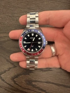 Rotary Mens’s Stainless Bracelet Watch - Picture 1 of 4