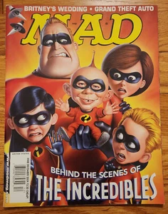 Mad Magazine #448 diciembre 2004 parodia de Los Increíbles de Disney - Imagen 1 de 1