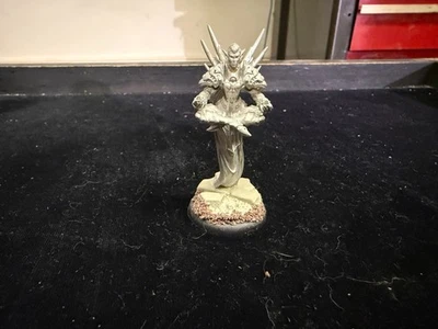 Lote Warmachine Hordes KK Sorcerer? - Imagem 1 de 2