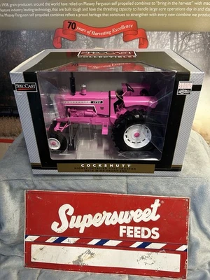 Spec Cast 1/16 Cockshutt 1755 Open Station Tractor with Wide Front Axle - Image 1 of 2