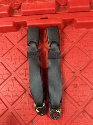 Infiniti QX60 2014 segundo lado cinturón de seguridad hebilla OEM segunda fila Foto 1 de 4