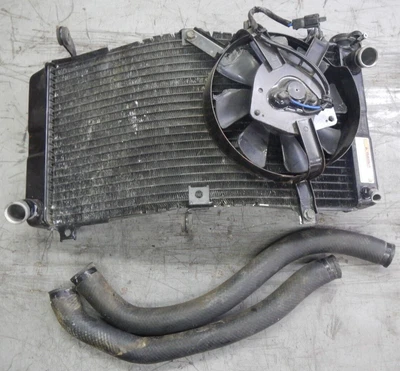 RADIADOR CON VENTILADOR SUZUKI GSXR600 SRAD 1997-2000 17710-33E00 - 17800-33E10 S13 Foto 1 de 4