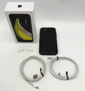 Unlocked Apple IPhone SE 64GB 2020 Black MX9N2LL/A Apple Otterbox 2 Cords - Picture 1 of 12