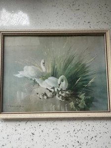 Vintage Framed Vernon Ward Swans & Cygnet Print “ENCHANTED ISLE” - Kitsch 1950s - Picture 1 of 3
