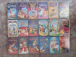 Disney Classics VHS Bundle x18 – Lion King Little Mermaid Aladdin Beauty & Beast - Picture 1 of 18
