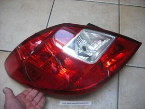 13188047 VAUXHALL CORSA D 5dr 2006-2013 FARO FANALE POSTERIORE LATO SINISTRO LATO VICINO - Foto 1 di 5