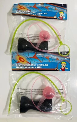 ЛОТ ИЗ 2 летающих пропеллеров со светодиодной игрушкой часы веселья! Спиннер Fidget Fly Away - Изображение 1 из 4