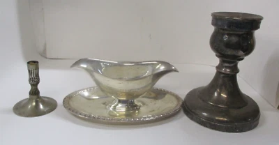 Lote de plata vintage, dos candelabros, Gravy Boat Foto 1 de 4