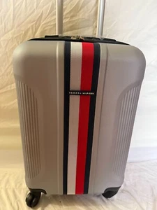 Tommy Hilfiger Dixon 20" valigia rigida trolley bagaglio a mano argento leggero - Foto 1 di 6