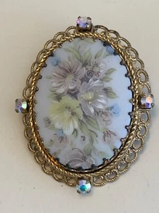 Vintage West Germany Pin/ Brooch Flowers On Porcelain, Rhinestones & Lacy Border - Picture 1 of 5