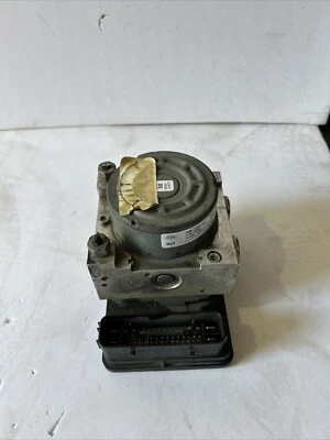 2013 Ford C-Max Hybrid ABS Anti Lock Brake Pump Controller #FC68-2C555-BA OEM - Image 1 of 4