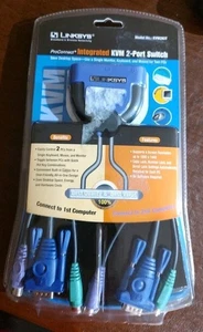 BRANDNEU CISCO-LINKSYS KVM2KIT INTEGRIERTER KVM 2-PORT SWITCH - 3 Teile Ausgang - 6 Zoll - Bild 1 von 4