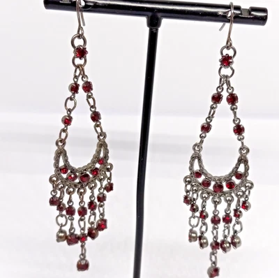 Lindo strass de vidro vermelho 2. Brincos perfurados com lustre de 5 polegadas - Imagem 1 de 4