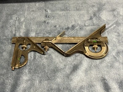 Juego cuadrado combinado marrón y afilado Foto 1 de 4