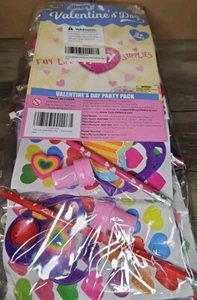 Toy Life Heart Themed Party Favor Pack 196 Piece Count New - Picture 1 of 5