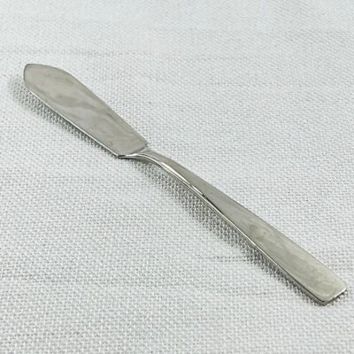 1 Flat Handle Butter Knife DCS1 Stainless by DUCHESS Glossy Plain Handle - Image 1 of 3
