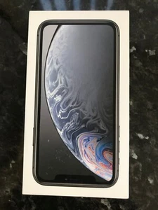 iPhone XR Czarny 64GB Apple ( TYLKO PUSTE PUDEŁKO), BEZ TELEFONU, BEZ AKCESORIÓW - Zdjęcie 1 z 4