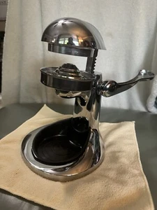 Vntage Manual Kitchen Counter Top Citrus Juicer Presser Heavy Chrome w/drip dish - Picture 1 of 6