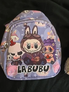 Nueva mochila bandolera para tu muñeca Labubu sin marca~sin muñeca~ púrpura - Imagen 1 de 7