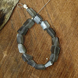 Piedra lunar facetada pepita cuentas briolette natural piedras preciosas sueltas para hacer joyas - Imagen 1 de 3