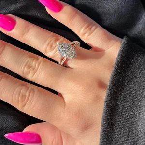 950 Platinum 2.50 Ct Marquise Cut IGI Certified  Lab Grown Diamond Wedding Ring - Picture 1 of 8