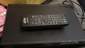 Sony DVD Player DVP-SR170 - Picture 1 of 4