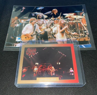 Grateful Dead 1991 ProSet MusiCards Card in sleeve toploader  & Photo Lot - Image 1 of 4