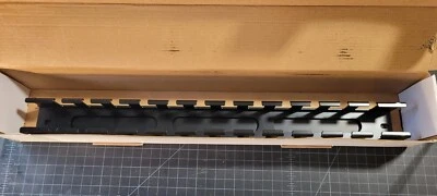 Hyperline CM-2U-PL-COV 2U PVC Cable Manager - Image 1 of 3