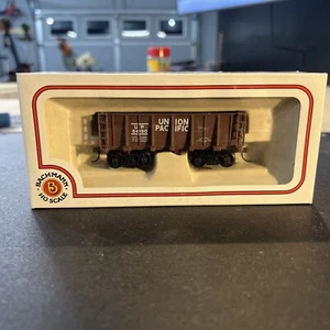 BACHMANN, UNION PACIFIC, U.P. 64190, ORE Auto, Accoppiatori corno gancio NOS - Foto 1 di 3