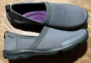 Crocs Duet Busy Day 2.0 Shoes Womens Size 6 Slip On Sneakers Gray Purple Comfort - Picture 1 of 7