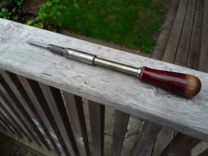 Yankee Screwdriver # 130A Push Style Woodworking Vintage Carpenters Hand Tool - Picture 1 of 5
