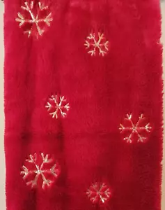 NEW Luxurious Throw Blanket Decorative Red Faux Fur Gold Snowflakes 50 X 60 - Picture 1 of 8
