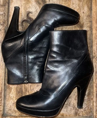 Prada Black Napa Leather Ankle Bootie High Heel Zip On 40 - Image 1 of 4