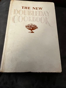 Jean Anderson & Elaine Hanna - The New Doubleday Cookbook (1985, reprint) HC - Bild 1 von 4