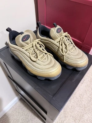 Size 9 - Nike Air Vapormax 97 Metallic Gold - Image 1 of 4