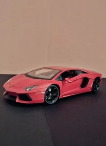 Lamborghini Aventador 1/18 - Bburago - Foto 1 di 4