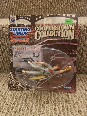 1997 Starting Lineup Brooks Robinson Cooperstown Collection Kenner Sports Figure - Image 1 of 4