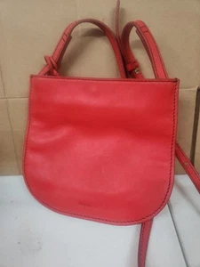 Fossil Key Red Leather Small Crossbody Purse w/ Tassle and 3 inside compartments - Picture 1 of 6