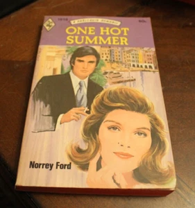 One Hot Summer ~ Norry Ford ~ 1974 1st Harlequin #1818 PB - Imagen 1 de 1